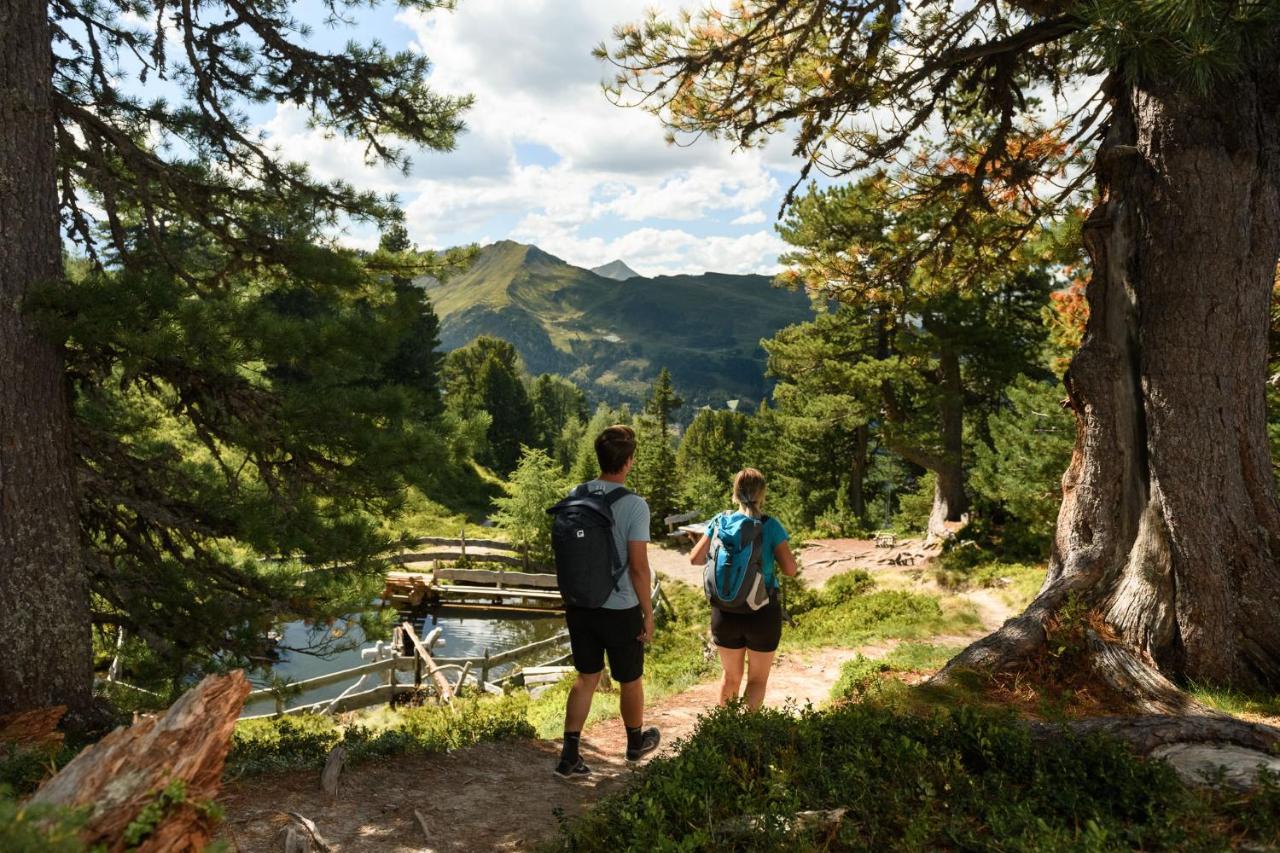 Hotel Germania Gastein - Ganzjahrig Inklusive Alpentherme Gastein & Sommersaison Inklusive Gasteiner Bergbahnen バート・ホーフガシュタイン エクステリア 写真